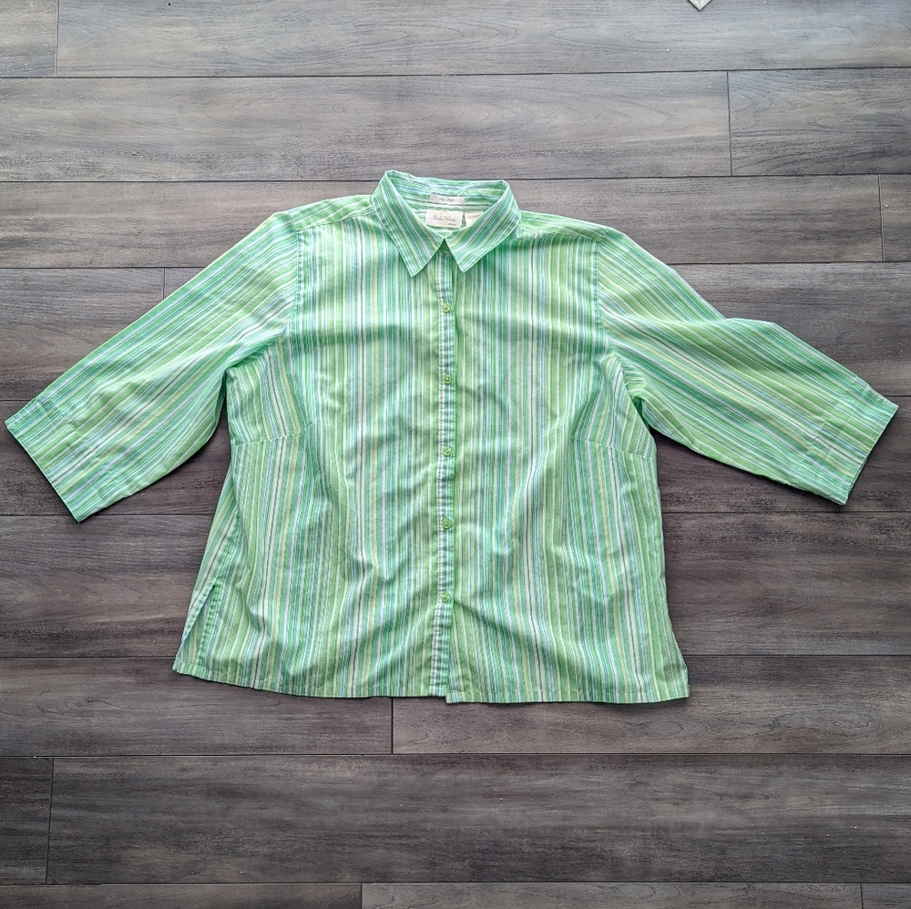 🪴 Womens 3/4 Sleeve Button Up